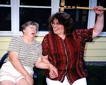 ohio crazy aunts.JPG (29790 bytes)