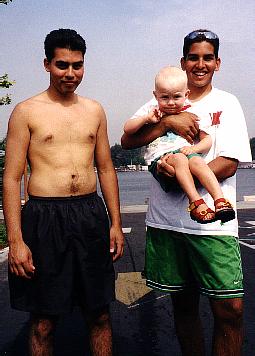 portland98 all 3 cuzs.JPG (20634 bytes)